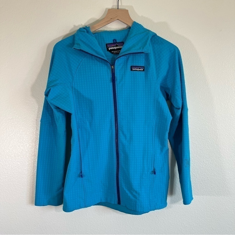 Patagonia Womens Hooded Jacket XS
